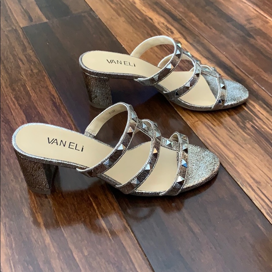 [ Vaneli ] Heels